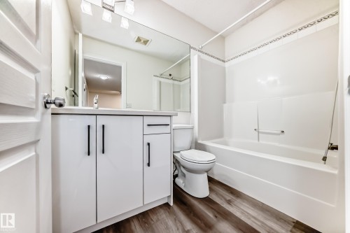 21208 89A Avenue, Edmonton, AB 