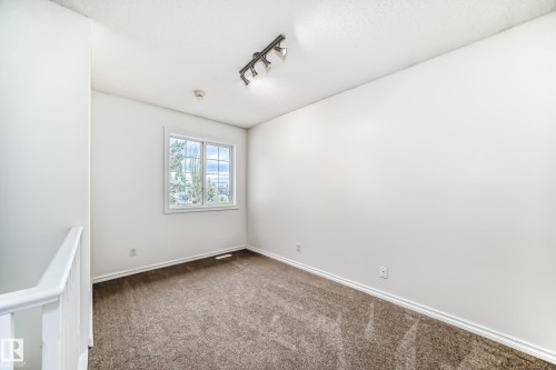 21208 89A Avenue, Edmonton, AB 