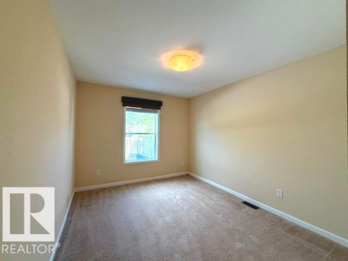 530 Maplewood Crescent, Edmonton, AB 