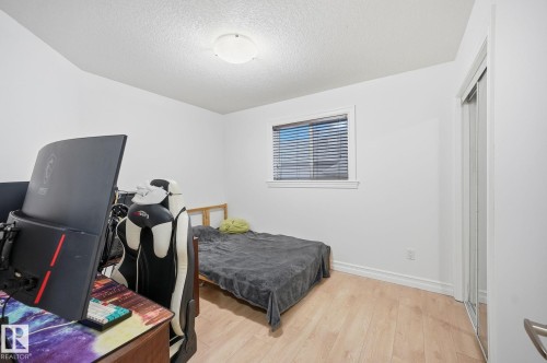 1324 70 Street, Edmonton, AB 