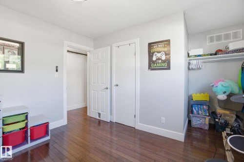 9 Prospect Place, Cardiff, AB 