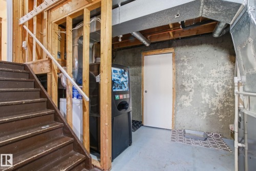 9 Prospect Place, Cardiff, AB 