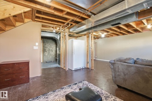 9 Prospect Place, Cardiff, AB 
