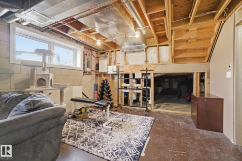 9 Prospect Place, Cardiff, AB 