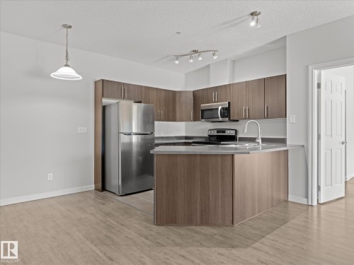 126 263 Macewan Road, Edmonton, AB 