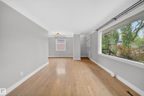 8706 83 Avenue, Edmonton, AB 