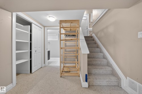 8706 83 Avenue, Edmonton, AB 