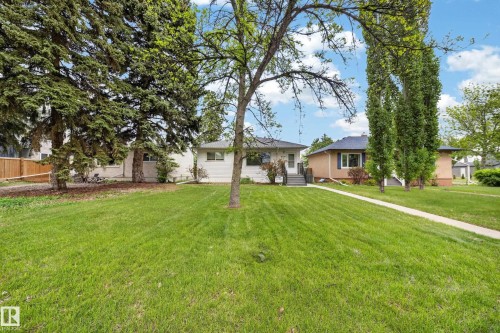 8706 83 Avenue, Edmonton, AB 