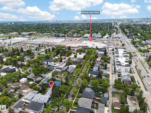 8706 83 Avenue, Edmonton, AB 