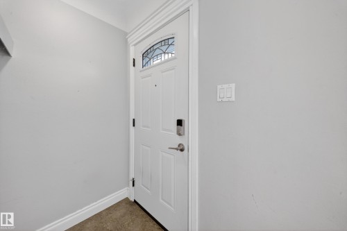 8706 83 Avenue, Edmonton, AB 