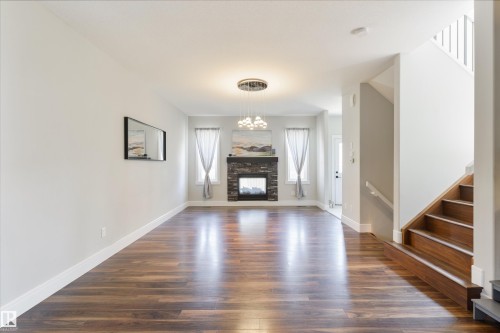 5125 Corvette Street, Edmonton, AB 