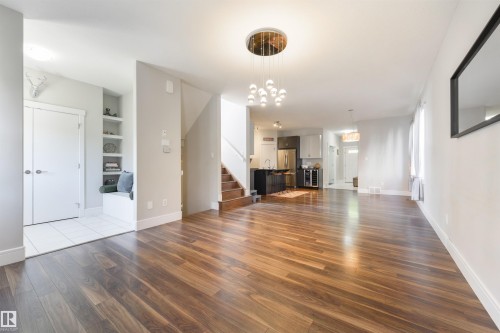 5125 Corvette Street, Edmonton, AB 