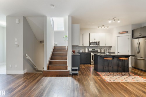 5125 Corvette Street, Edmonton, AB 