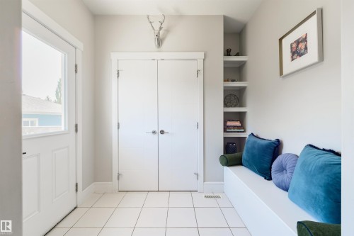 5125 Corvette Street, Edmonton, AB 