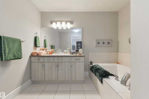 5125 Corvette Street, Edmonton, AB 