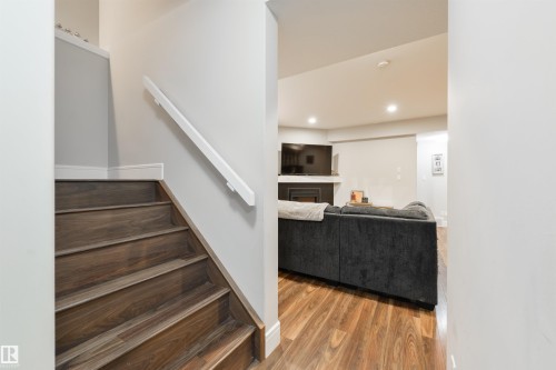 5125 Corvette Street, Edmonton, AB 