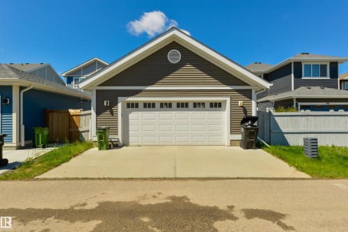 5125 Corvette Street, Edmonton, AB 