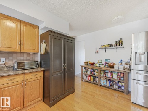 10511 26 Avenue, Edmonton, AB 