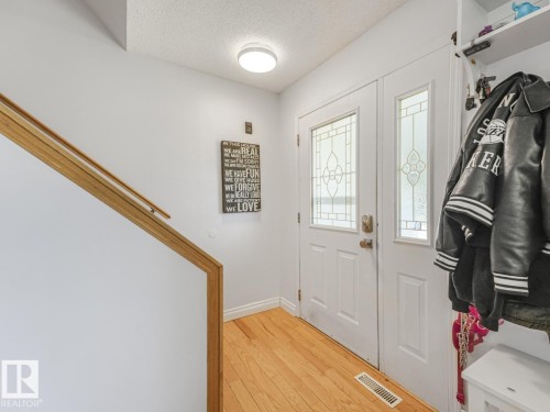 10511 26 Avenue, Edmonton, AB 
