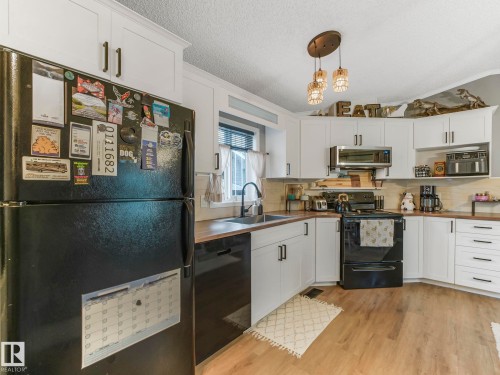 1122 Aspen Dr W, Leduc, AB 