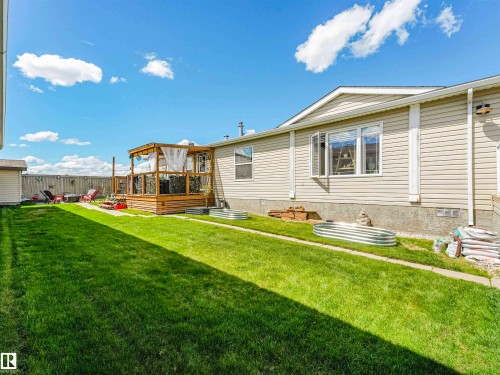 1122 Aspen Dr W, Leduc, AB 