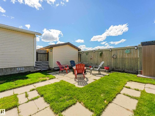 1122 Aspen Dr W, Leduc, AB 