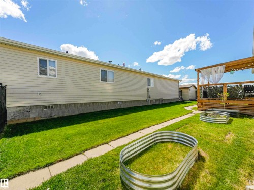 1122 Aspen Dr W, Leduc, AB 