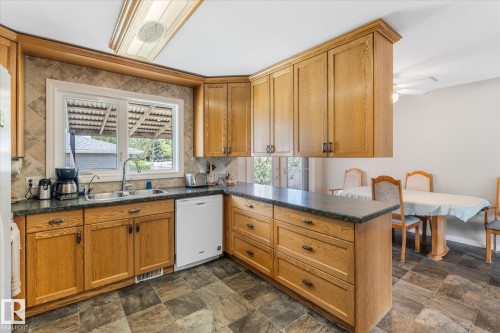 13 Oatway Drive, Stony Plain, AB 