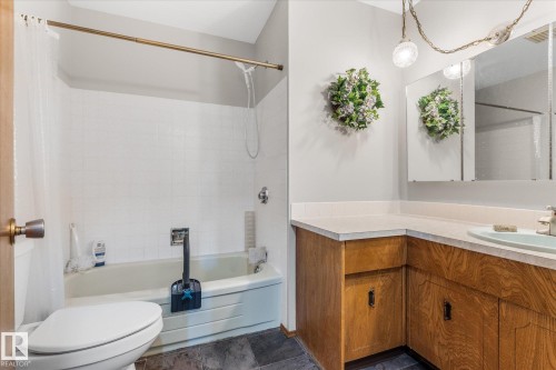 13 Oatway Drive, Stony Plain, AB 