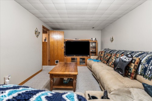 13 Oatway Drive, Stony Plain, AB 