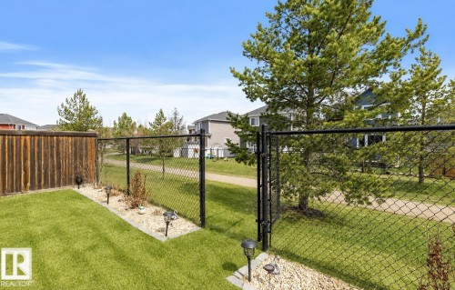 357 Simpkins Wynd, Leduc, AB 
