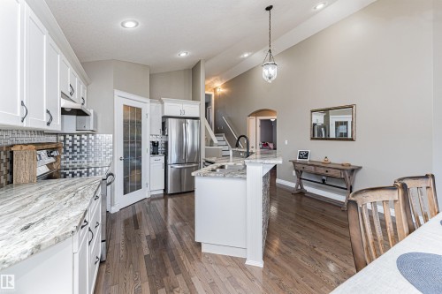 9410 104 Avenue, Morinville, AB 