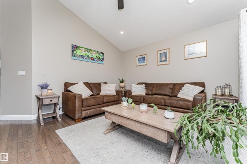 9410 104 Avenue, Morinville, AB 