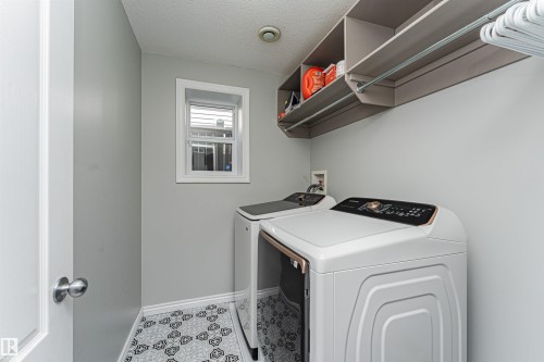 9410 104 Avenue, Morinville, AB 