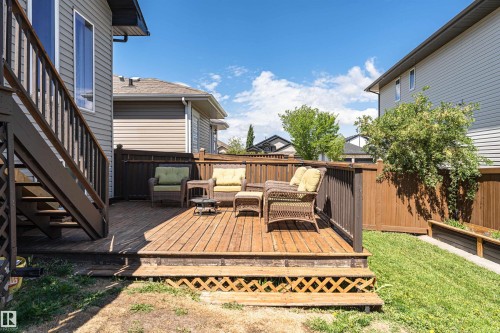 9410 104 Avenue, Morinville, AB 