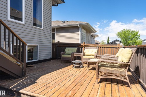 9410 104 Avenue, Morinville, AB 