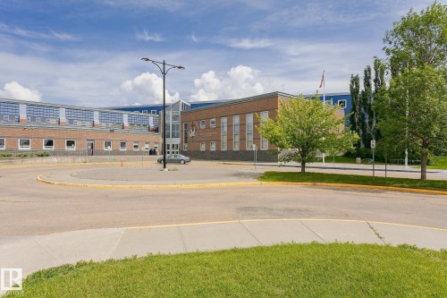 9410 104 Avenue, Morinville, AB 