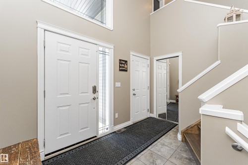 9410 104 Avenue, Morinville, AB 
