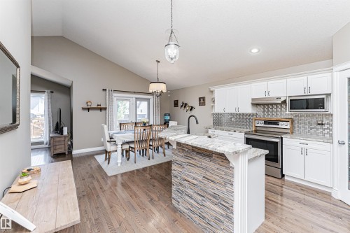 9410 104 Avenue, Morinville, AB 
