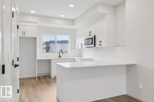 8124 228 Street, Edmonton, AB 