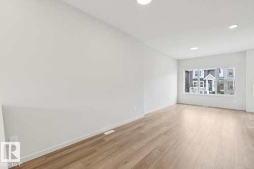 8124 228 Street, Edmonton, AB 