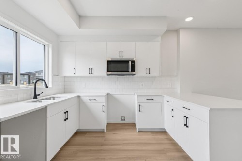 8124 228 Street, Edmonton, AB 