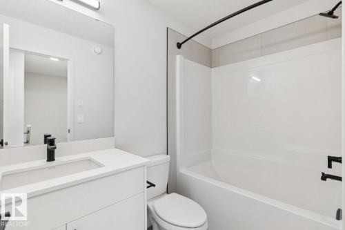 8124 228 Street, Edmonton, AB 