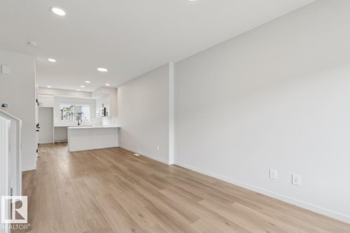8124 228 Street, Edmonton, AB 