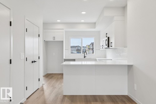 8124 228 Street, Edmonton, AB 