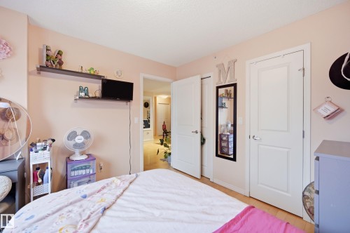 402 10303 105 Street, Edmonton, AB 