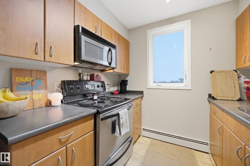 402 10303 105 Street, Edmonton, AB 