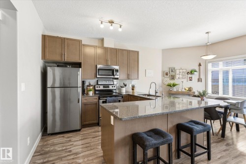 1 16537 130A Street, Edmonton, AB - Indoor Photo Showing Kitchen With Stainless Steel Kitchen With Upgraded Kitchen