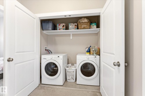 1 16537 130A Street, Edmonton, AB - Indoor Photo Showing Laundry Room