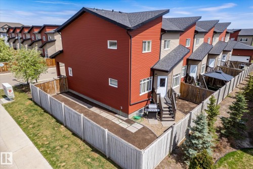 1 16537 130A Street, Edmonton, AB - Outdoor